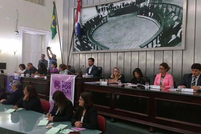 Deputados discutiram numeros sobre mortes de mulheres em Alagoas