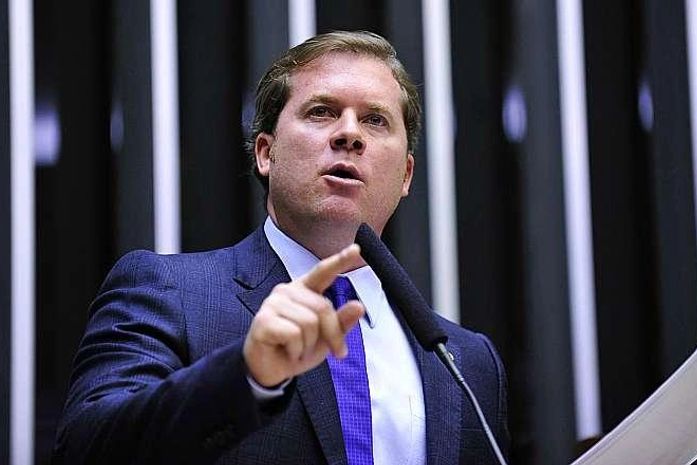 Projeto de Marx Beltrão isenta empresas de aluguel durante pandemia do coronavírus