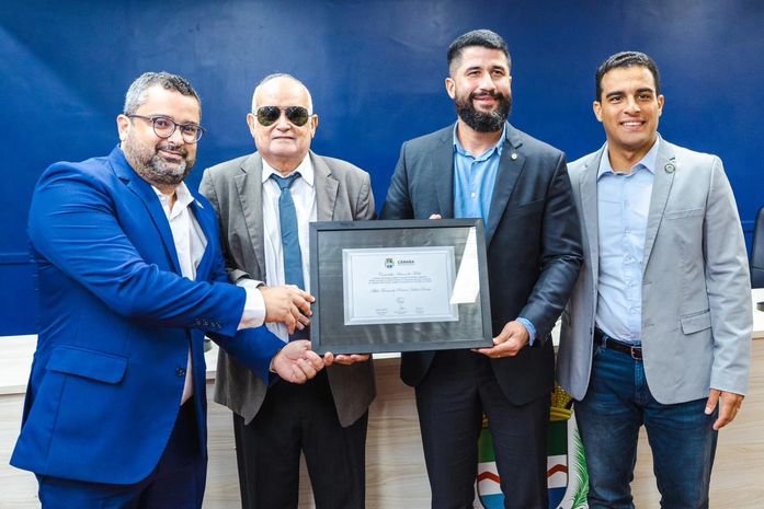 Câmara Municipal de Maceió homenageia Fernando Valões com a Comenda Arnon de Mello