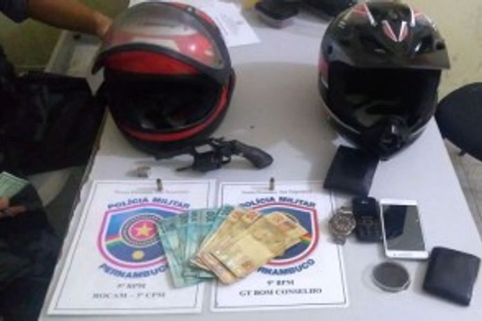 Alagoanos são presos após praticar assalto em Pernambuco