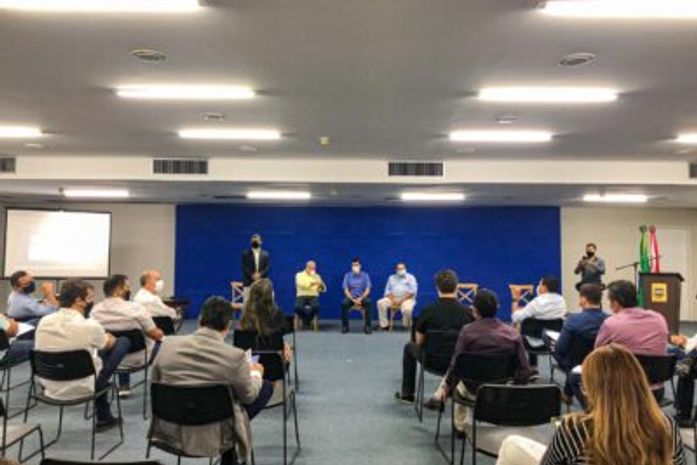 Prefeitos do Sertão e Agreste participam da 1ª reunião do colegiado do Conselho de Saneamento Básico