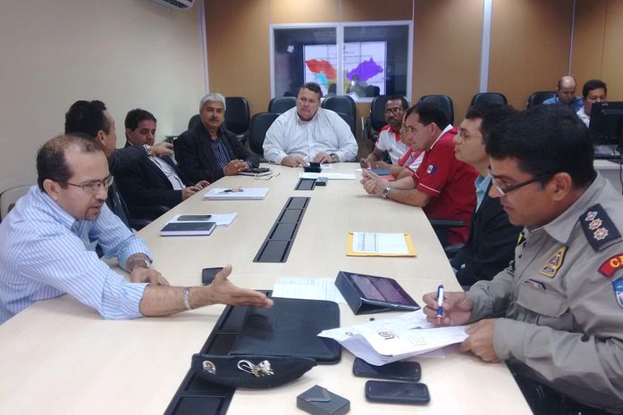 Assaltos a ônibus reduziram nos últimos dois meses