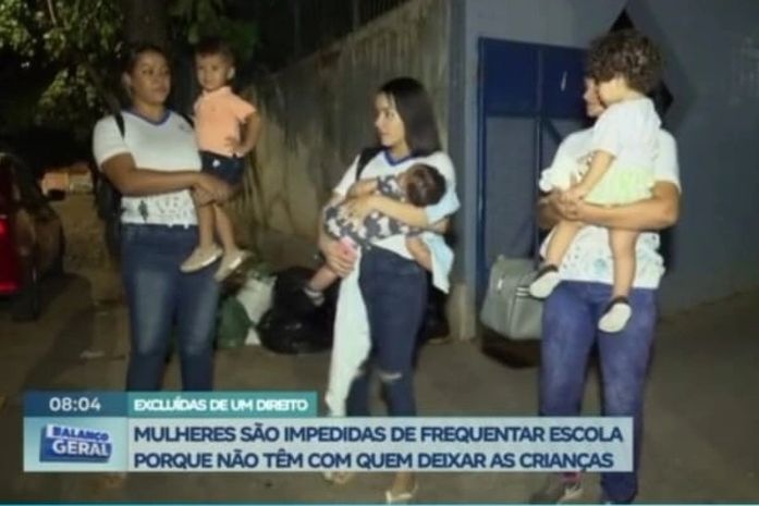  Em Alagoas, mães-estudantes  são proibidas de frequentar  Escola Estadual
