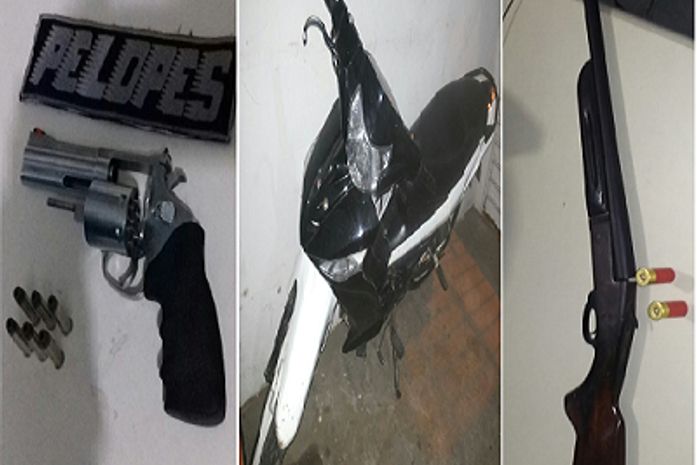 Durante rondas, polícia apreende espingarda, revólver e moto roubada