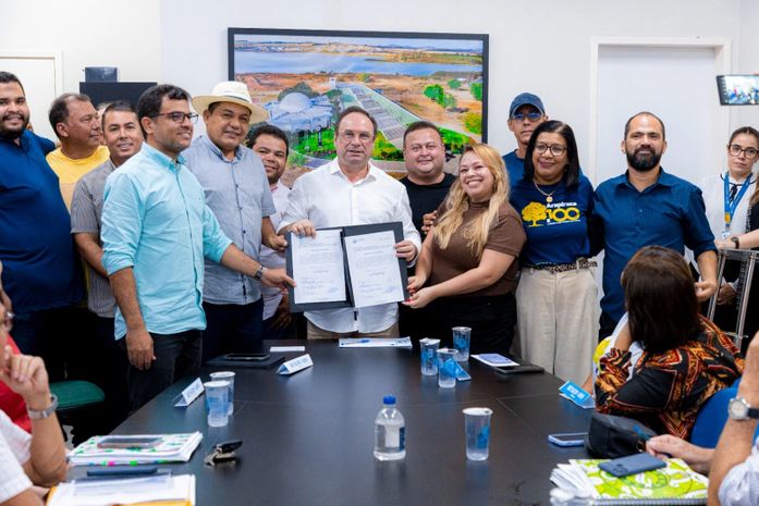 Prefeito Luciano autoriza construção de Creche no Arnon de Melo; Arapiraca receberá mais 20 unidades