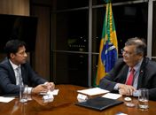 Rodrigo Cunha cobra Flávio Dino sanção urgente de projeto que garante criação de mais Delegacias da Mulher com atendimento 24 horas