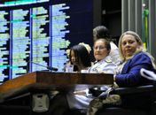 Rosinha da Adefal participa da entrega da medalha Mietta Santiago
