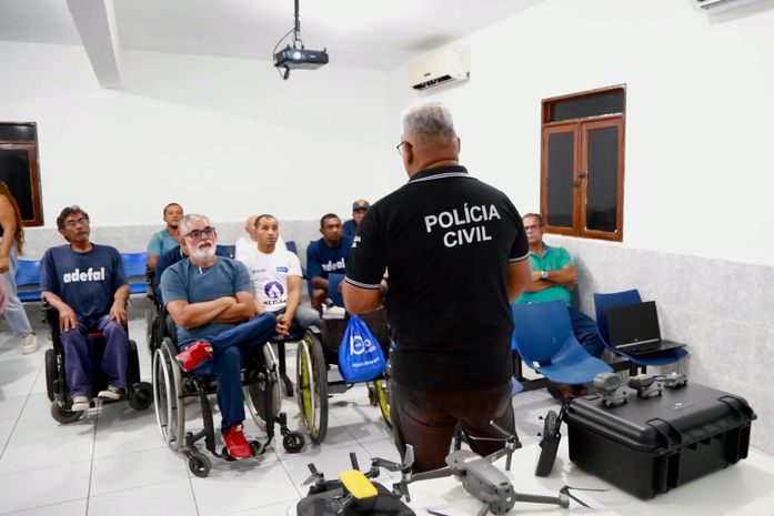 Polícia Civil realiza curso inédito de pilotagem de drones para pessoas com deficiência