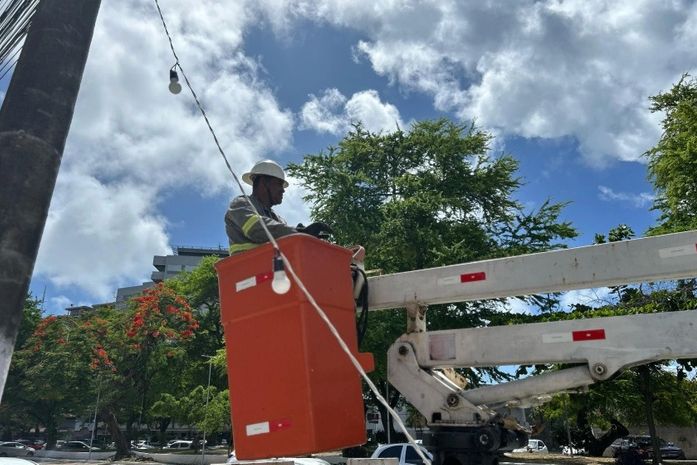 Jaraguá recebe iluminação especial para folia de Carnaval
