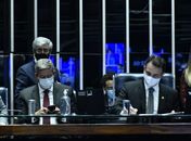 O presidente do Congresso, Rodrigo Pacheco, assina promulgação da PEC dos Precatórios