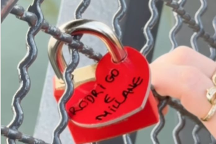 Rodrigo Cunha e Millane Hora lançam “Ponte do Amor” em Maceió com tradição de cadeados para casais