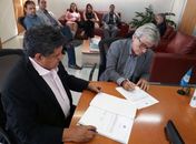 Clécio Falcão e Edgar Barros assinam convênio relacionado ao INSS Digital