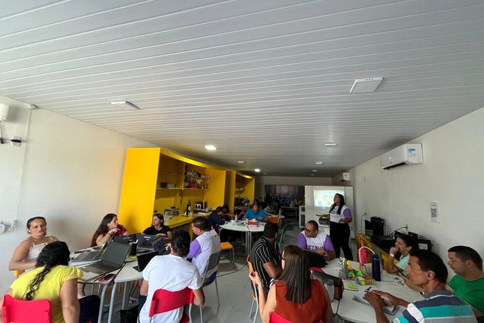 Educação de Branquinha adere aos Clubes de Letramento do Escola das Adolescências