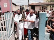 Prefeitura de Atalaia recebe visita da imagem peregrina de Nossa Senhora de Aparecida