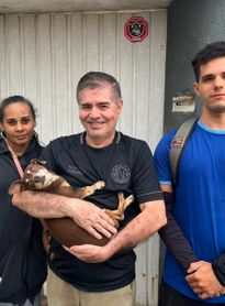 Final feliz em Arapiraca: cachorro amputado é devolvido por casal após mal entendido