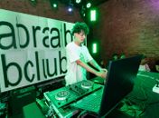Rex Bar inicia setembro com programação diversificada com pop, funk e rap