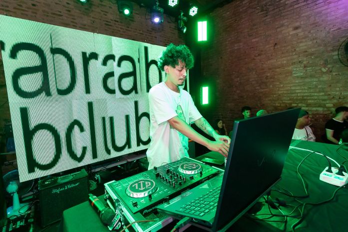 Rex Bar inicia setembro com programação diversificada com pop, funk e rap