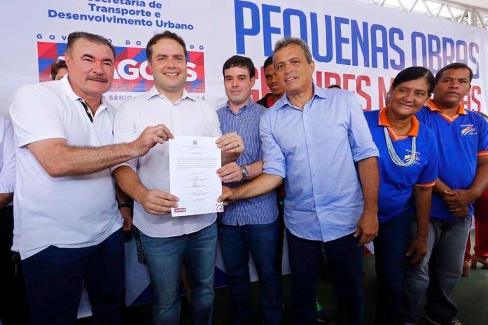 Cícero Almeida com Renan Filho