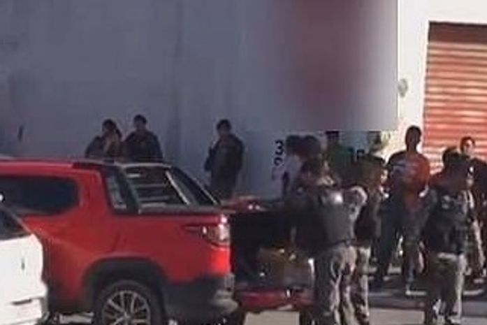 Suspeitos de tráfico são presos após perseguição e acidente de trânsito na parte alta de Maceió