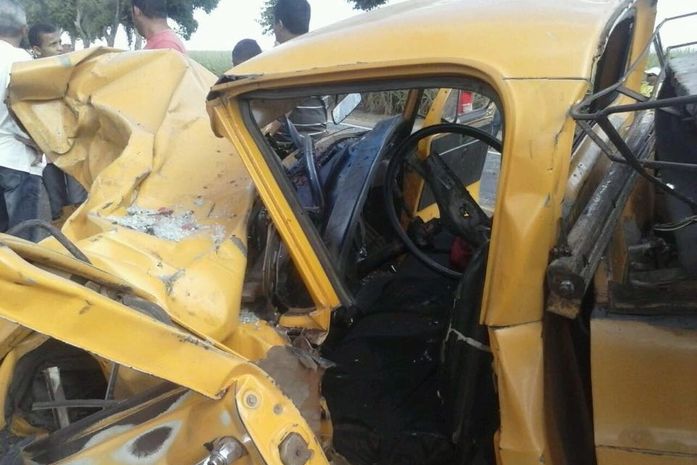 Colisão entre camionete e carreta deixa vários feridos na Al-220