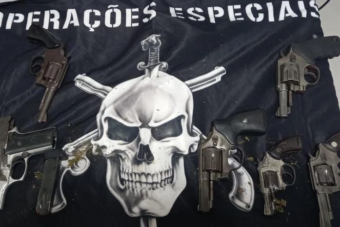 PM apreende 35 armas e mais de 40 quilos de drogas na primeira semana de julho