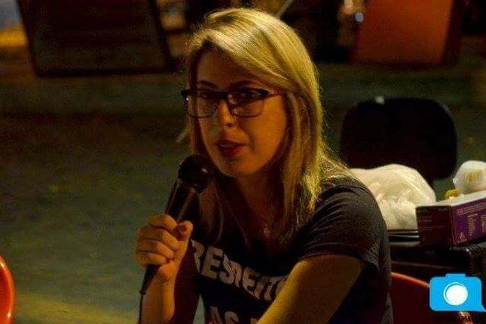 Palestra discute autonomia da mulher na hora do parto.