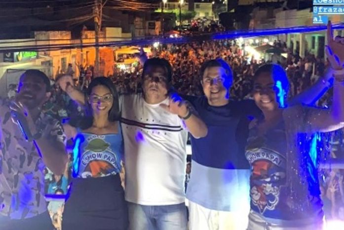 Bloco Chapéu de Couro repete sucesso e leva multidão as ruas de Olho D'Água das Flores