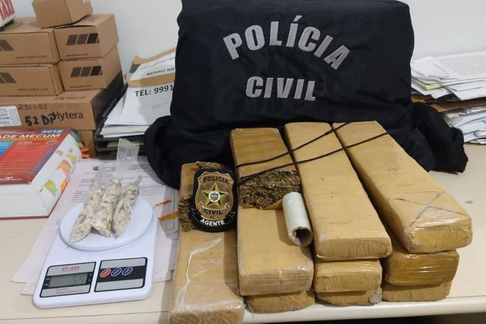 Após denúncia, polícia localiza drogas enterradas em quintal de casa e homem é preso em Arapiraca