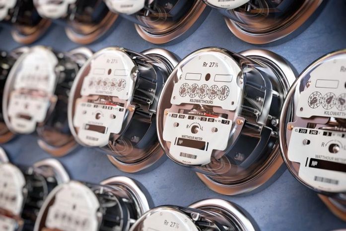 Nova lei prevê devolução de valores cobrados a mais na conta de energia