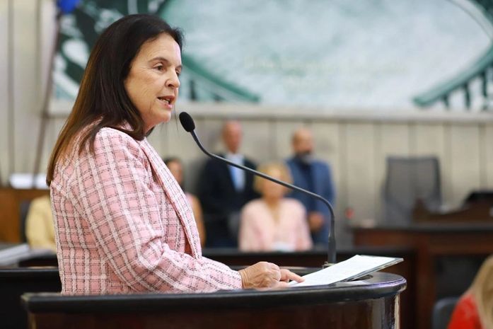 Deputada Fátima Canuto propõe criação de Jardins de Chuva em Alagoas