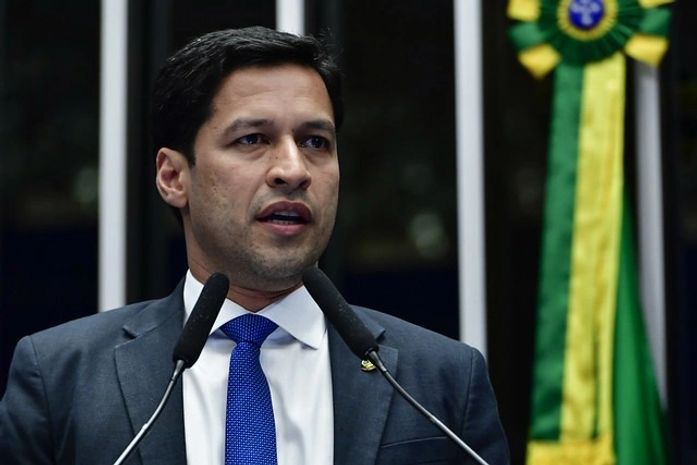 Na Conferência Nacional da OAB, Rodrigo Cunha defende “a redução imediata dos juros cobrados no rotativo do cartão de crédito”