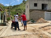 Prefeito e Secretário de Infraestrutura vistoriam pavimentação de ruas em Santana do Mundaú  
