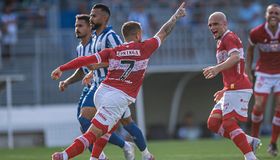 Douglas Baggio abriu o placar para o CRB