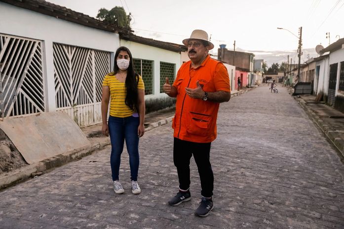 Secretária de Relações Institucionais, Gabriela Gonçalves e prefeito de Rio Largo visitam obras na região do Tabuleiro do Pinto