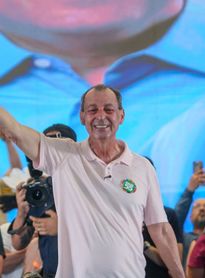 Omar Aziz é eleito governador do Amazonas