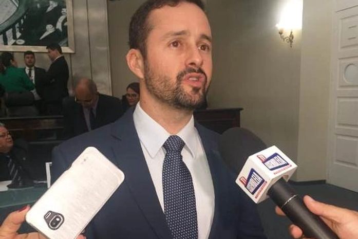 Deputado Bruno Toledo