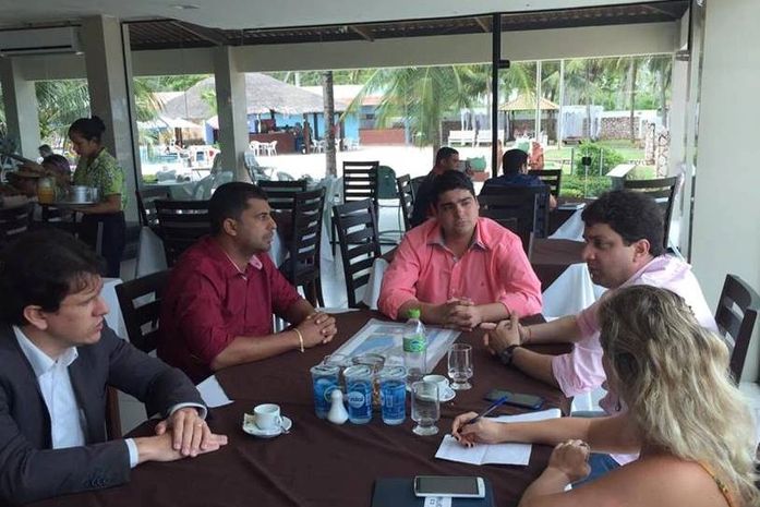 Prefeito Henrique Madeira se reúne com investidores do setor turístico em Maragogi