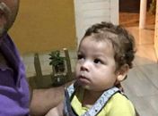 Família de menino com síndrome faz campanha para arrecadar doações para comprar cadeiras de rodas de R$ 18 mil