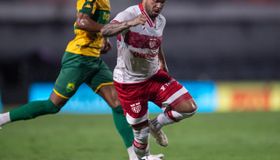 Douglas Baggio em ação pelo CRB