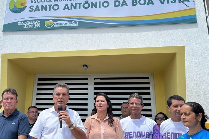 Acima do piso nacional, prefeitura de Branquinha anuncia reajuste salarial para servidores da educação