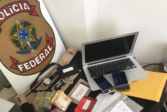 Material apreendido na operação