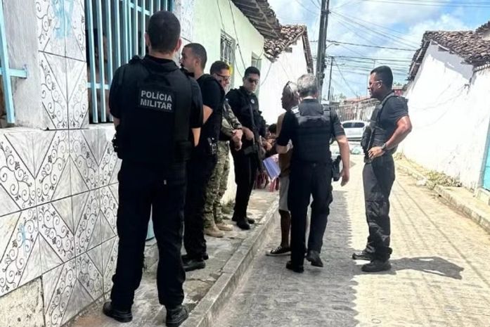 Vítimas de triplo homicídio no Clima Bom eram adolescentes