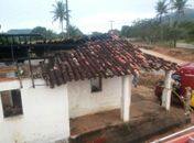 Marido ateia fogo na casa e mata mulher e filho em Igaci 