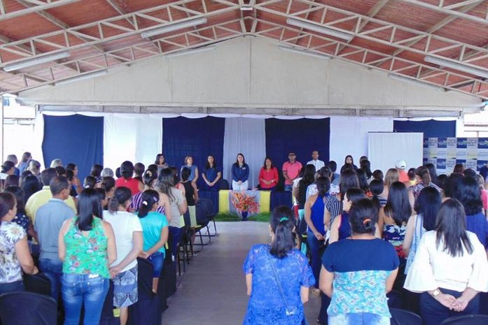 Profissionais da rede municipal de ensino participam de formação antes da volta às aulas em Santana do Mundaú