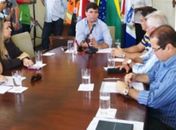 Para enfrentar crise, prefeito de Penedo demite comissionados e cancela festa religiosa