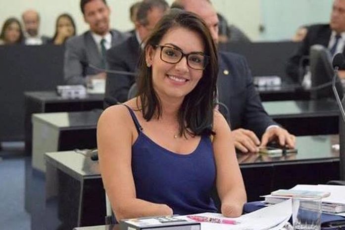 Sancionada Lei de autoria da deputada Thaise Guedes que obriga divulgação do nº 180