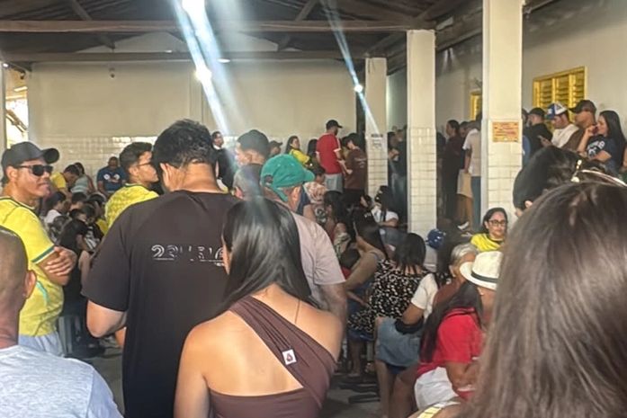 Apuração começa e filas ainda são registradas em locais de votação em Arapiraca