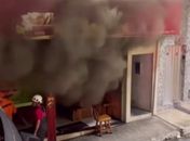 Bombeiros são acionados para controlar incêndio em lanchonete