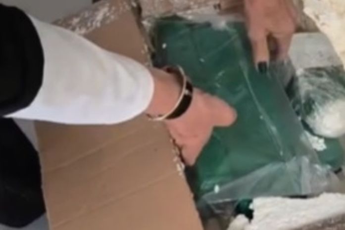 Entrega vigiada: homem é preso em flagrante ao receber encomenda com mais de 4kg de maconha