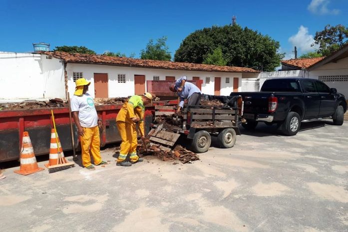 Ecoponto do Dique Estrada.